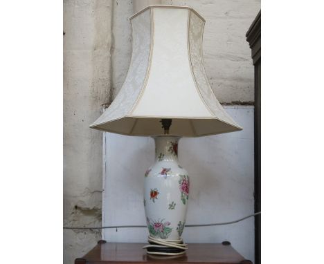 MODERN CERAMIC TABLE LAMP 