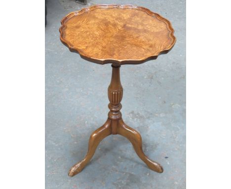 PAIR OF TRIPOD WINE TABLES 
