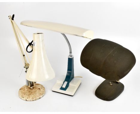 Three vintage desk lamps&nbsp;including a 1970s bankers lamp, good quality adjustable metal framed example, Anglepoise exampl