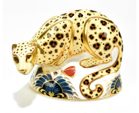 ROYAL CROWN DERBY; a limited edition animal paperweight 'Savannah Leopard' from the Endangered Species series, numbered 129/1