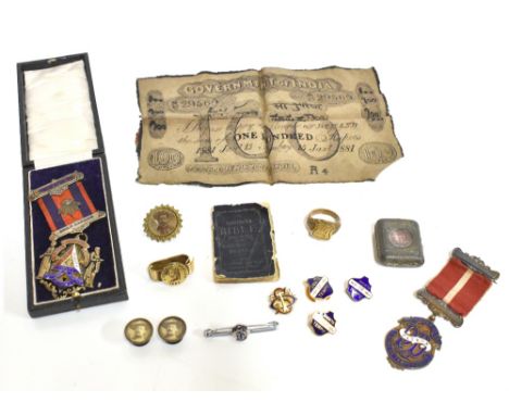 A small lot of collectors' items including Temperance medals, a Masonic base metal and enamel cased medal, base metal signet 