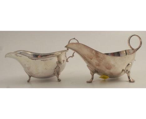 Two hallmarked silver sauce boats, one with gadrooned edge, weight for both 9oz&nbsp;