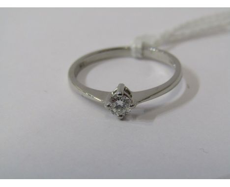 PLATINUM DIAMOND SOLITAIRE RING, brilliant cut diamond approx 0.10ct, size K/L 