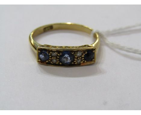 18ct YELLOW GOLD SAPPHIRE &amp; DIAMOND ENGAGEMENT RING, 3 good colour blue Ceylon sapphire stones with accent diamonds seper