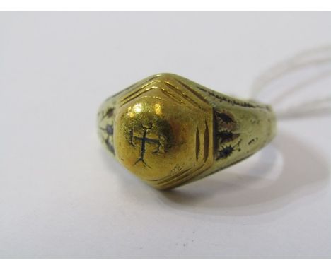 ANTIQUE HIGH CARAT GOLD SIGNET RING, approx 12.5 grams, size K 