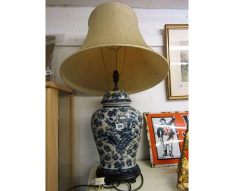 LIGHTING, oriental vase design table lamp and shade, 16" height 