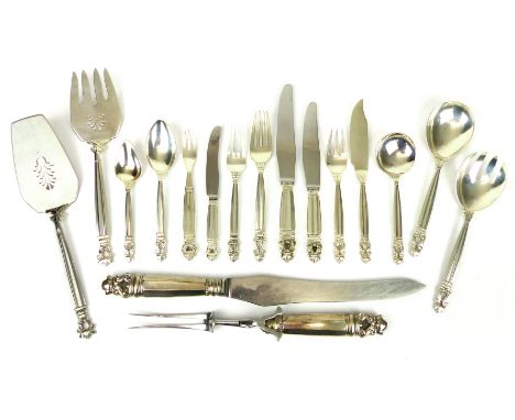 GEORG JENSEN - Antique Danish Sterling Silver canteen of cutlery mostly 1936-37. In Acorn pattern, consisting of 145 pieces a