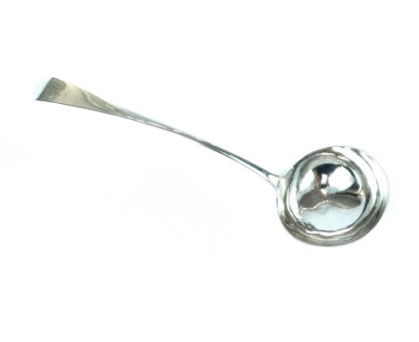 18th century Irish silver soup ladle, Dublin 1798 by John Stoyte, bowl 9.2cm w, 34cm l