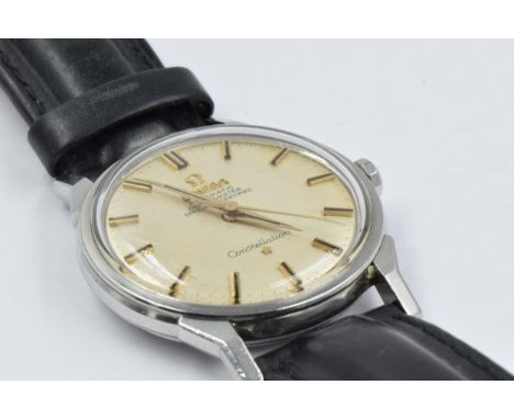 Omega Constellation Automatic chronometer gentleman's stainless steel wristwatch with black leather strap, 34mm diameter 