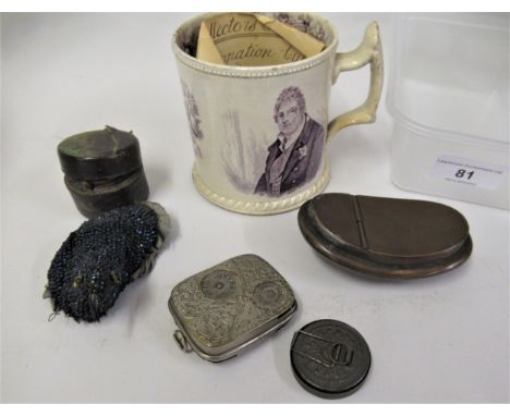 19th Century copper snuff box, two coin cases, travelling inkwell, small item of beadwork in the form of a bird and William I
