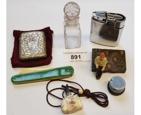 Silver vesta case, another vesta case, an enamel pill box and sundries 