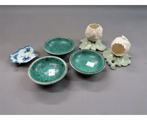 18th Century English blue and white leaf form pickle dish together with two Grainger Worcester Lily vases and three Swedish G