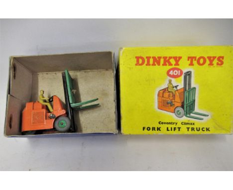 Dinky toys Coventry Climax fork lift truck No. 401 in original box 