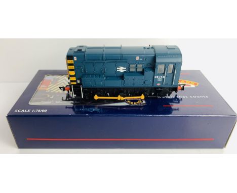 Bachmann OO Gauge 32-102B Class 08 748 BR Blue Livery - Boxed. P&amp;P Group 2 (£18+VAT for the first lot and £2+VAT for subs