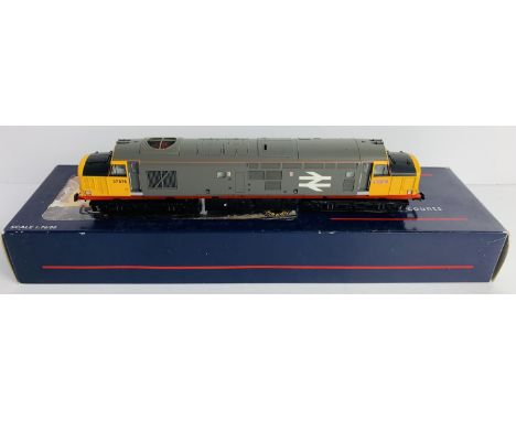 Bachmann OO Gauge 32-379 Class 37/5 37678 BR Railfreight Large Logo Red Stripe Livery - Boxed with Detail Pack. P&amp;P Group