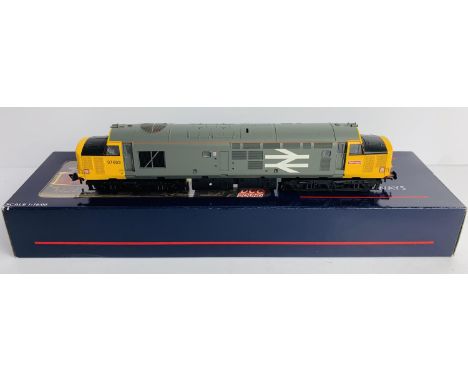 Bachmann OO Gauge 32-376DS Class 37/5 Diesel 37693 Railfreight Livery - DCC Digital Factory Fitted Sound - Boxed. P&amp;P Gro