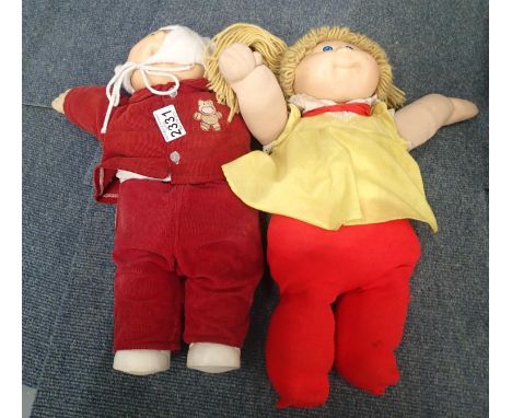 Two original Cabbage Patch dolls. P&amp;P Group 2 (£18+VAT for the first lot and £2+VAT for subsequent lots) 