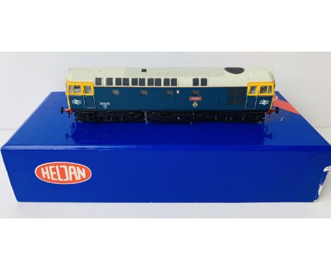 Heljan OO Gauge 3312 Class 33 025 BR Blue 'Sultan' Livery - Boxed with Instructions. P&amp;P Group 2 (£18+VAT for the first l