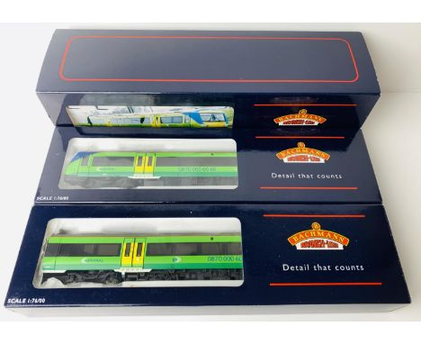 Bachmann OO Gauge 32-451 Class 170/5 Turbo Star 2x Car DMU Central Trains Livery - Boxed with Instructions. P&amp;P Group 2 (