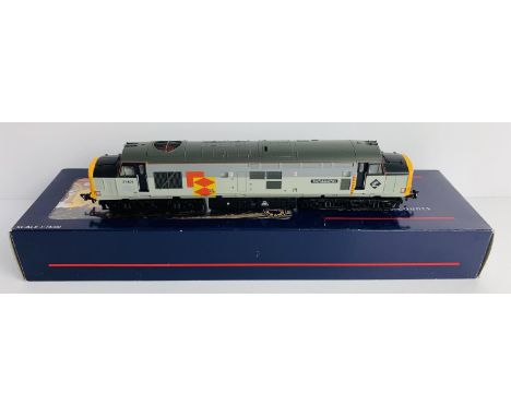 Bachmann OO Gauge 32-380 Class 37/5 37671 BR Railfreight Livery 'Tre Pol and Pen' - Boxed with Detail Pack. P&amp;P Group 2 (