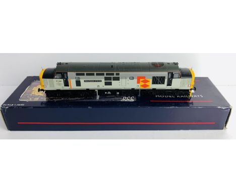 Bachmann OO Gauge Class 37 401 BR Railfreight (Re Named / Numbered) 'Mary Queen of Scots' - Boxed with Detail Pack - INCORREC