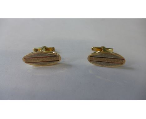 Retro 18ct two tone oval cufflinks, weight approx 14.9 grams - in good condition 