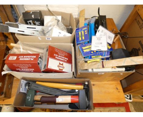 A box of measuring instruments, spirit levels, rules, a box of hammers, adjustable spanners, two boxes of assorted tools (4)