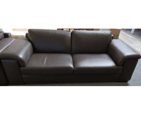 A contemporary Italian Natuzzi brown leather sofa 230 cm long x 90 cm deep x 82 cm high