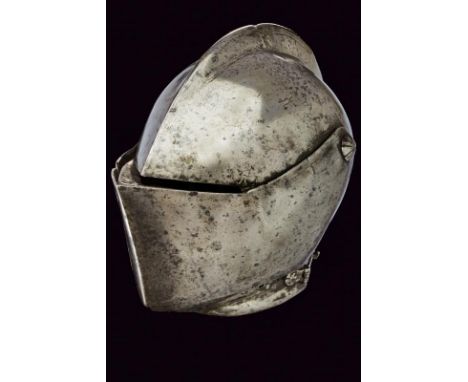 dating: about 1570 provenance: Italy, Heavy skull in one piece, with low, twisted comb, visor with comb that becomes a rib wi
