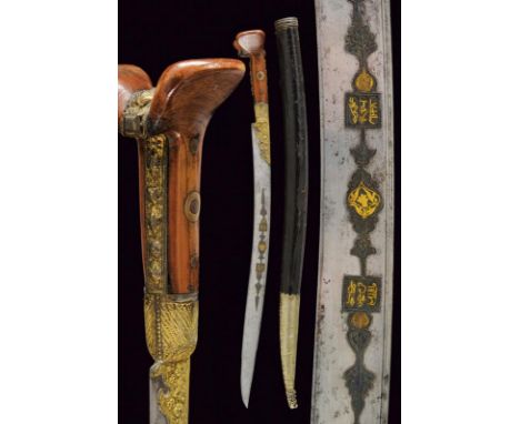 dating: 19th Century provenance: Turkey, Slightly curved, single-edged blade with thin groove on the back, fine engravings on