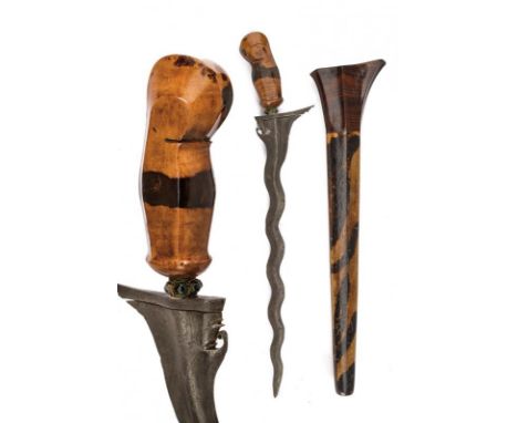 dating: circa 1900 provenance: Bali, Undulated, double-edged blade of a good quality, in Pamor Wos Wutah, with chiselled and 