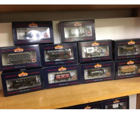 10 BOXED BACHMANN WAGONS