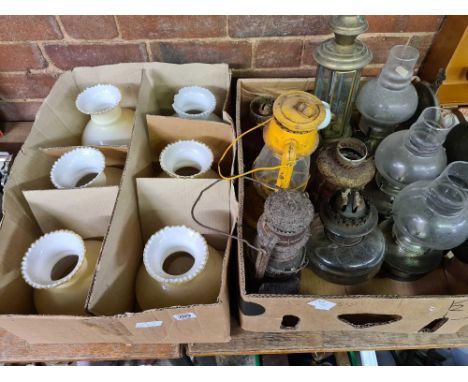 2 CARTONS OF VARIOUS GLASS LAMP SHADES, HURRICANE LAMPS &amp; OTHER LAMPS