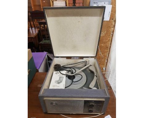 VINTAGE PYE RECORD PLAYER 