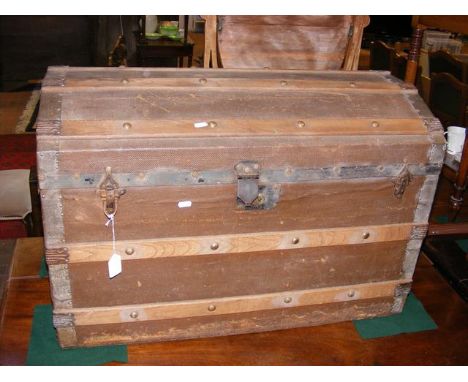 Antique dome top trunk 