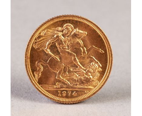 ELIZABETH II GOLD SOVEREIGN, 1974, (VF) 8gms 