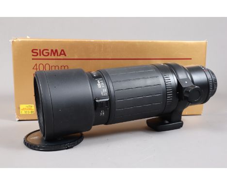 A Sigma 400mm f/5.6 N-AF D APO Tele Macro Lens, Nikon AF mount, serial no 1004616, barrel VG, elements VG, auto focus working