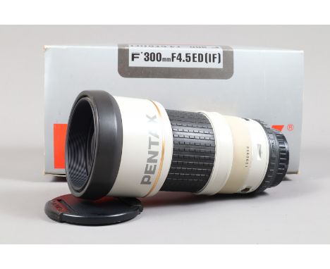 A SMC Pentax F 300mm f/4.5 ED IF Lens, Pentax K mount, serial no 1090958, auto focus functios, sqeeky motor, barrel G, light 