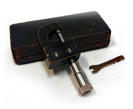 CICERI SMITH'S NO.12 "CICERIMET" MICROMETER
the dials showing 'Hundredths' and 'Thousandths', in original fitted box, with sp