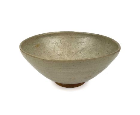 Bernard Howell LEACH (1887-1979) A rare early bowl The celadon bowl in a fine stoneware attributed to Bernard Leach, inside i