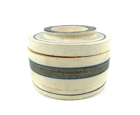 Robin WELCH (1936-2019) A lidded stoneware pot  Painted makers mark,Height: 10cmDiameter: 15cm.This unrestored pot has rim ch