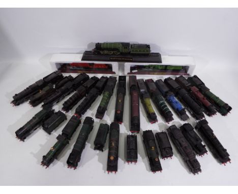 Unknown Maker - A collection of 25 x OO gauge static resin steam locos including V2 Green Arrow in LNER livery, Castle Class 