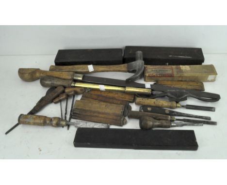A collection of vintage tools, to include hammer, Yankee drill and more