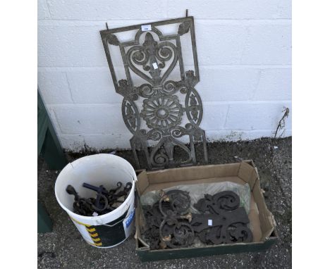 Assorted metalware, to include blacksmiths's and other similar tools