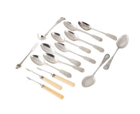 A SELECTION OF SILVER CUTLERY, including six early nineteenth century Irish silver fiddle pattern tea spoons, a Scottish King