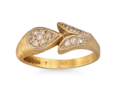 A DIAMOND SET CLUSTER RING, mounted in gold, size K