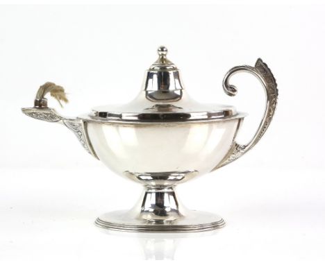 Edward VII silver table lighter, in the form of an Aladdin's lamp, by Roberts &amp; Belk, Sheffield 1903, 13.5 cm long, 4.8 o