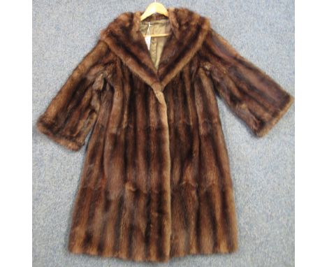 Vintage 3/4 length dark brown striped fur coat. (B.P. 24% incl. VAT)    CONDITION REPORT:  From top to bottom - 105cm approx.