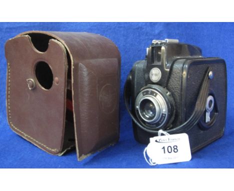 German Gevabox roll film camera in leather, Eveready case.(B.P. 24% incl. VAT)