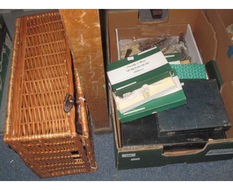 Tray of assorted loose plated and cased cutlery together with a wicker picnic hamper. (2)(B.P. 24% incl. VAT)